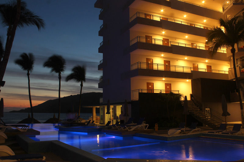 Star Palace Beach Hotel มาซาตลัน ภายนอก รูปภาพ